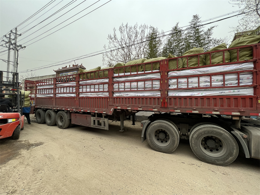 滿滿一車煤礦用封孔器瓦斯抽放管匯流器發(fā)貨山西某煤礦